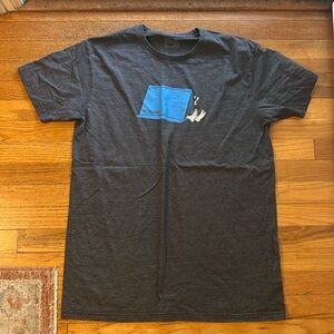 Patagonia Men’s Size XL TShirt Camping - Like New